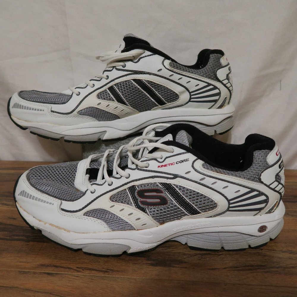 Skechers